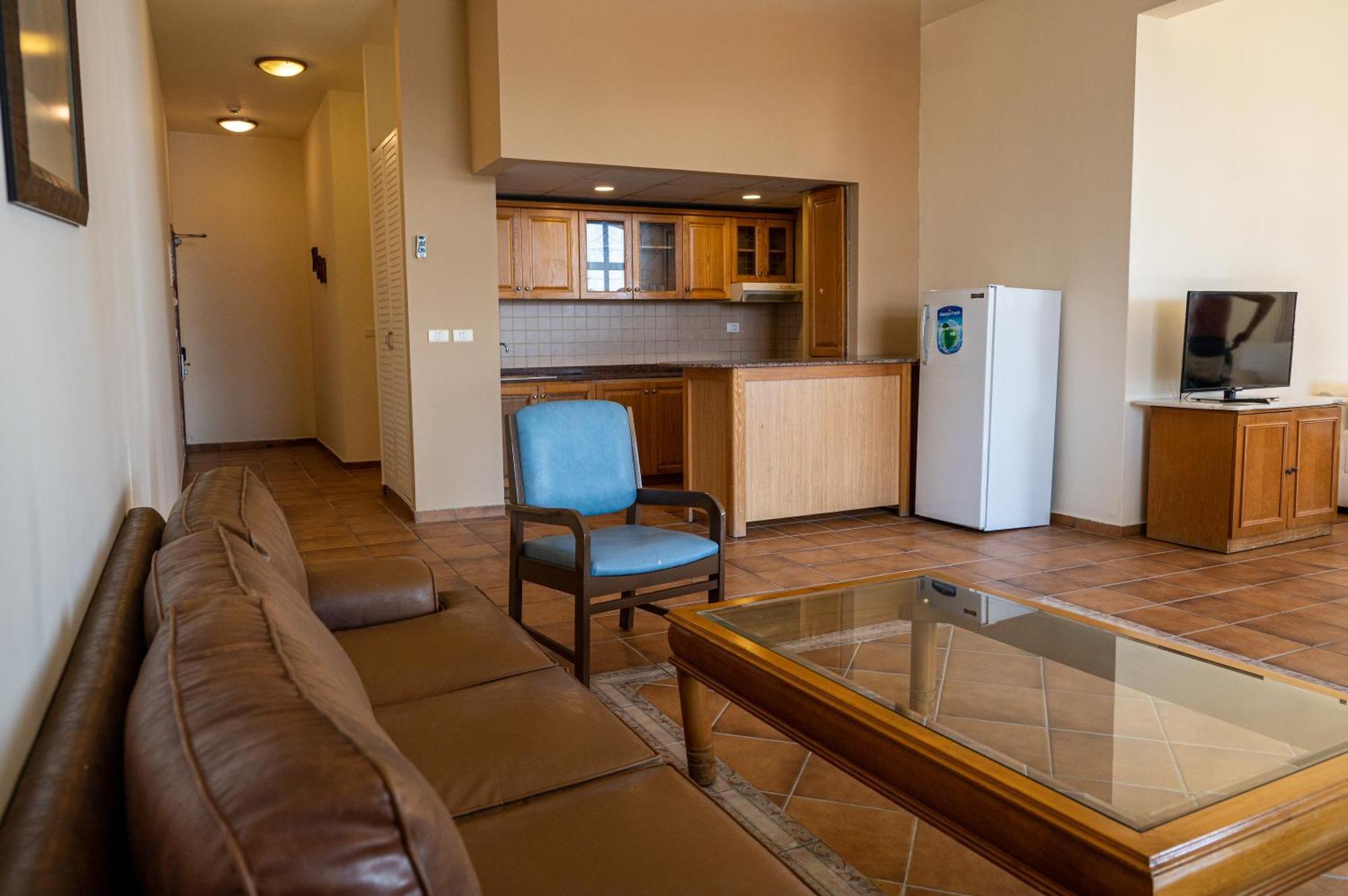 Jiyeh Marina Resort Hotel & Chalets Jieh Εξωτερικό φωτογραφία